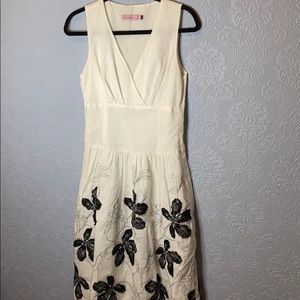 2/$20 Sweet Chemise white black embroidered dress
